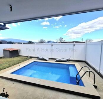 Venta de Casa en Grecia-Puente de Piedra, Alajuela. RAH 26-2088 in Puente De Piedra, Grecia, Alajuela — 154 000 000 ₡ - Photo 5 of 10