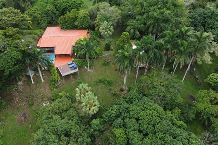Villa Armijo: Tu Oasis de Tranquilidad en Costa Rica. en San Juan Grande, Esparza, Puntarenas — $520,000