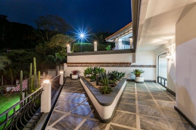 Venta de Mansión en San Antonio de Escazú. RAH 26-711 in San Antonio, Escazú, San José — $1,495,000