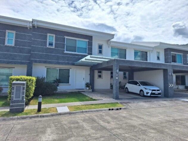 Venta de Casa en Santa Ana Piedades in Piedades, Santa Ana, San José — $399,000