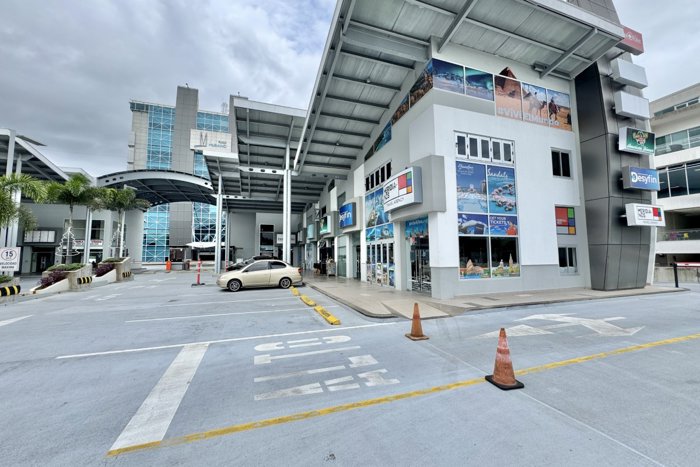 Venta de local comercial alquilado en Santa Ana buena rentabilidad en Santa Ana, San José — $350,000