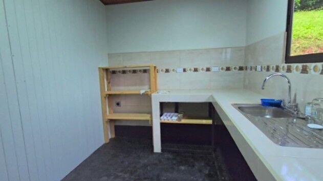 CABAÑA EN VENTA EN EL CORAZÓN DE SANTA ELENA in San Isidro De El General, Pérez Zeledón, San José — $80,000