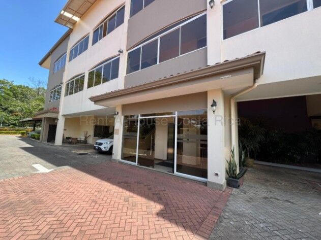 Se alquila apartamento en San Rafael Escazú 27-32 in San Rafael, Escazú, San José — $2,500