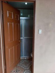 En Venta Casa con apartamento de entrada independiente. en Puente De Piedra, Grecia, Alajuela — 45 000 000 ₡ - Foto 5 de 22