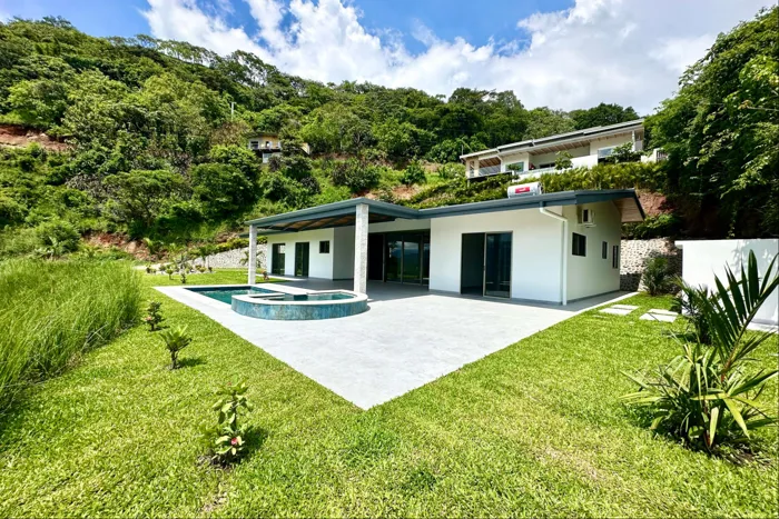 Se vende casa de lujo con vista panorámica en Escobal, Atenas (FAU) en Escobal, Atenas, Alajuela — $735,000