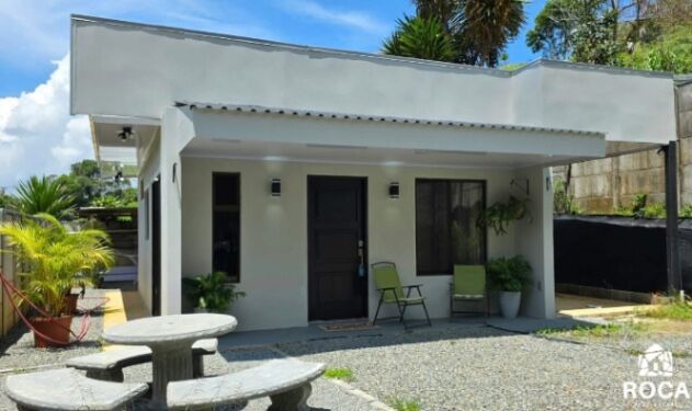 Linda casa en venta en B. Sinaí Pérez Zeledón  in San Isidro De El General, Pérez Zeledón, San José — ₡ 48 000 000