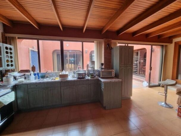 MLS-26-266 LS VENTA CASA GRANADILLA CURRIDABAT en Granadilla, Curridabat, San José — $650,000