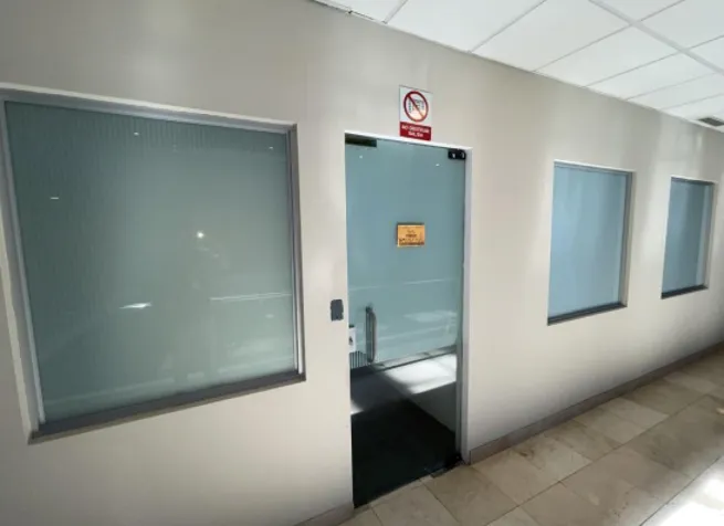 ALQUILER DE OFICINA, SAN JOSE, ESCAZU, PLAZA ROBLE en Escazú, San José — $5,969 - Foto 2 de 12