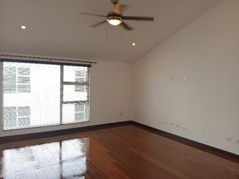 Venta Casa Santa Ana 25-1841 in Pozos, Santa Ana, San José — $395,000 - Photo 4 of 19