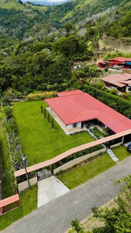 Venta de Casa Independiente en San Isidro de Atenas | 1 Planta en San Isidro, Atenas, Alajuela — $310,000