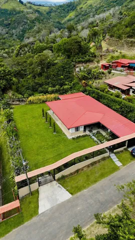 Venta de Casa Independiente en San Isidro de Atenas | 1 Planta en San Isidro, Atenas, Alajuela — $310,000