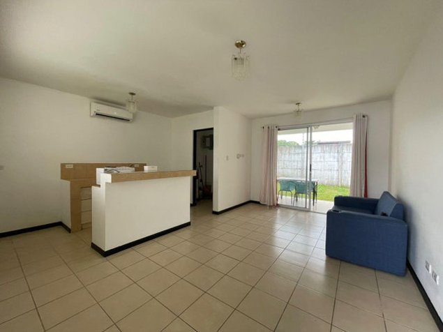 Venta de Casa de Playa en Herradura-Garabito, Puntarenas. RAH 26-825 en Jacó, Garabito, Puntarenas — ₡ 70 000 000 - Foto 2 de 11