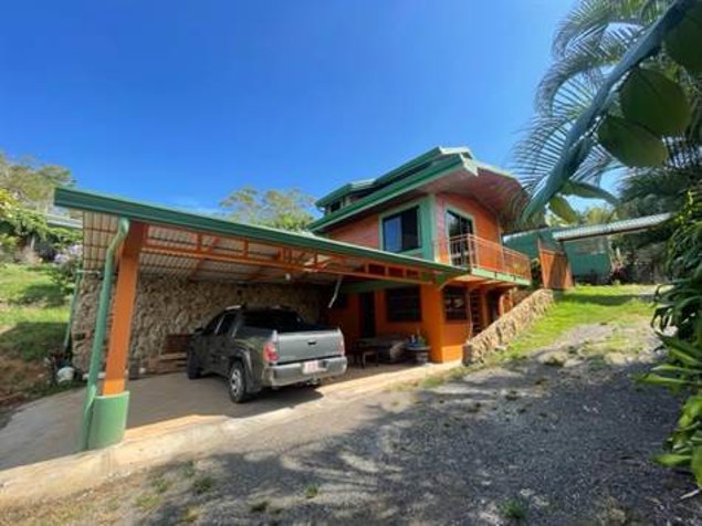 Nueva casa con acabados unicos en area fresca de Atenas en Atenas, Alajuela — $200,000 - Foto 2 de 18
