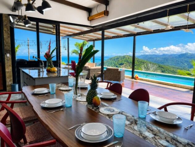 PROPIEDAD CON VISTA AL OCÉANO DOMINICAL COSTA RICA en Savegre, Quepos, Puntarenas — $8,500,000