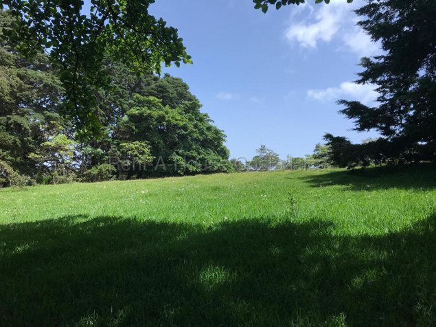 Venta de terreno de 22.480 m² con río y vistas panorámicas en Heredia #26-1838 GS en Concepción, San Isidro, Heredia — $1,850,000