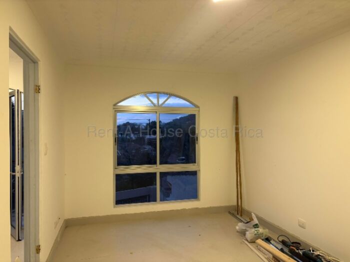 Alquiler de Casa de 160m2 en Pozos de Santa Ana 26-1883 en Pozos, Santa Ana, San José — $1,600