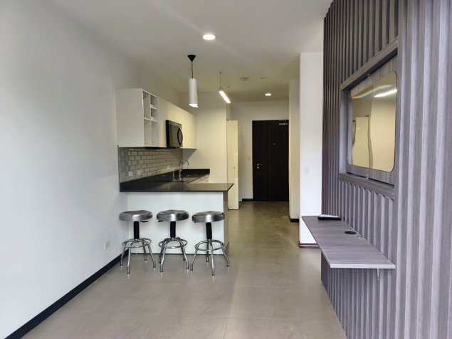 ALQUILER DE APARTAMENTO NUEVO, SEMI AMUEBLADO, SANTA ANA, URBAN FLATS in Santa Ana, San José — $1,100 - Photo 2 of 15