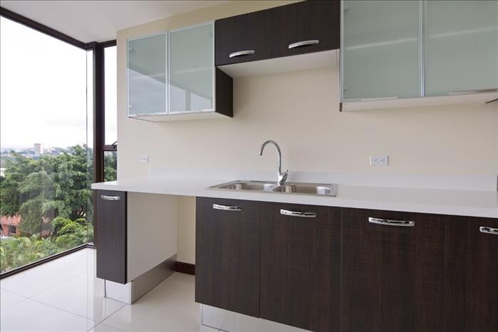 VENTA DE APARTAMENTO, ESCAZU, SAN RAFAEL, CONDOMINIO ALTOS DE MARBELLA en San Rafael, Escazú, San José — $495,000