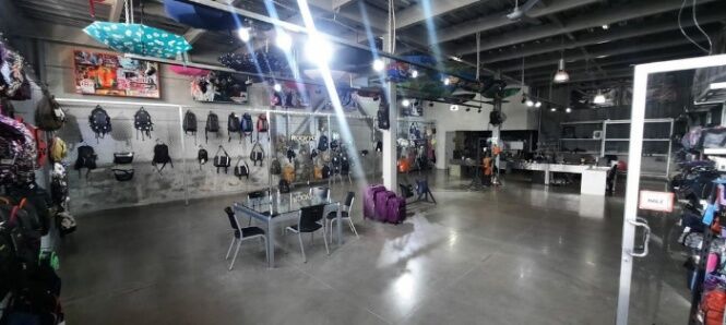 Se venden 2 amplias bodegas para inversión en Santa Ana 23-2829 en Santa Ana, San José — $2,800,000
