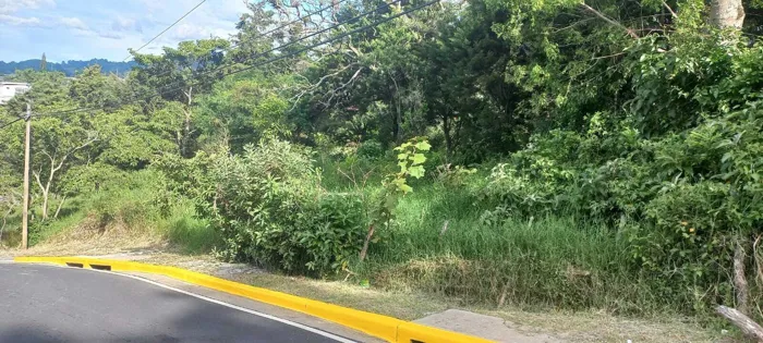 Venta de lote de 7.600 m² con uso mixto en San Antonio de Escazú #24-1824 GS en San Antonio, Escazú, San José — $1,990,000 - Foto 3 de 5