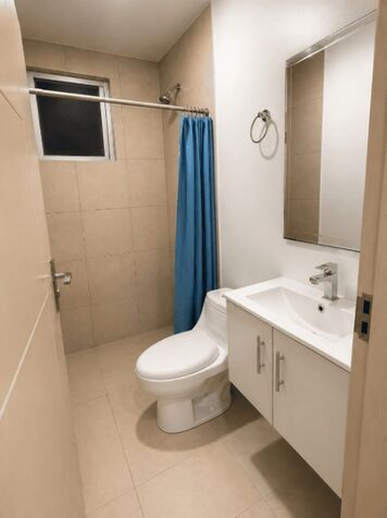 Alquiler de Apartamento en Condominio Vertical BAMBÚ Lagunilla, Heredia. in Heredia — ₡ 450 000