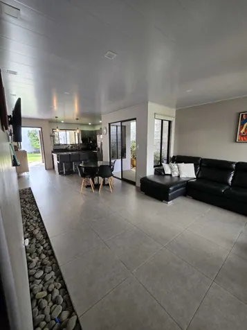 Venta propiedad de una planta Residencial San Isidro de Heredia in San Isidro, Heredia — ₡ 135 000 000 - Photo 3 of 17