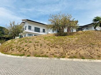 Venta de Apartamento en Condominio, Santa Ana - Hermosas Vistas a las Montañas. RAH 25-948  en Piedades, Santa Ana, San José — $133,000 - Foto 4 de 16