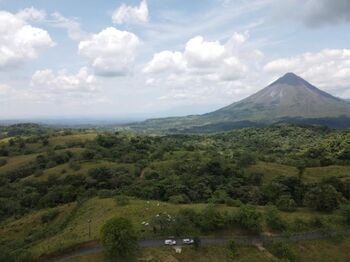 Finca con Vista al Volcán a 35 minutos de La Fortuna en La Fortuna, San Carlos, Alajuela — 220 000 000 ₡ - Foto 4 de 7