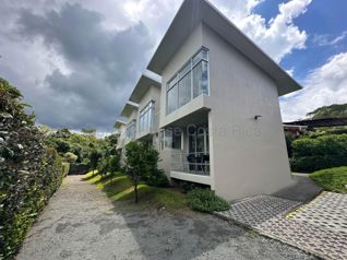 Alquiler de loft amoblado en Rodeo de Mora Colon en Colón, Mora, San José — $750 - Foto 3 de 11