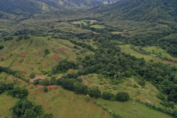 En Venta Proyecto para Desarrollo Río Bongo JQ en Bejuco, Nandayure, Guanacaste — $5,880,000 - Foto 3 de 37