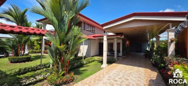 Linda casa en venta en San Isidro Pérez Zeledón  in San Isidro De El General, Pérez Zeledón, San José — ₡ 87 000 000