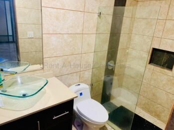 Venta de Casa con 2 Apartamentos en San Diego, La Unión. RAH 27-78 in San Diego, La Unión, Cartago — 137 000 000 ₡ - Photo 4 of 10