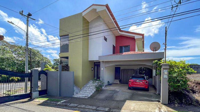 Home for sale  Grecia in Puente De Piedra, Grecia, Alajuela — $200,000
