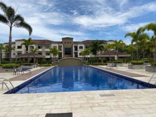 SE ALQUILA APARTAMENTO EN SANTA ANA SJ en Pozos, Santa Ana, San José — $1,350