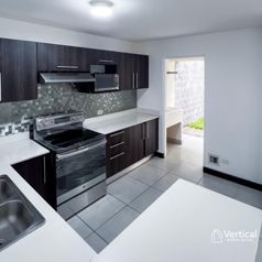 Venta de Casa en Condominio Vivre , Curridabat en Curridabat, San José — $200,000 - Foto 4 de 11