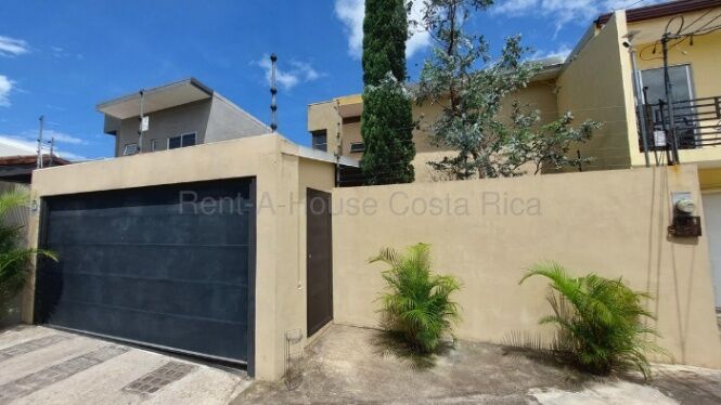 Venta de Casa en Río Segundo de Alajuela. in Río Segundo, Alajuela — ₡ 135 000 000