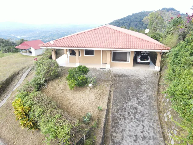 Casa en venta en Orotina, Residencial Vista Mar, con vistas al océano en Orotina, Alajuela — $250,000