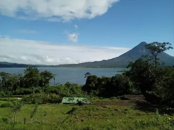 Vendo lote en El Castillo de La Fortuna San Carlos