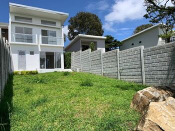 Venta Magnifica Casa de Dos Niveles en Escazú / Mls. 25-142 OFC JB en San Antonio, Escazú, San José — $280,000 - Foto 4 de 20
