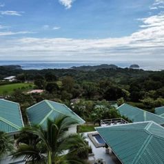 Hotel con vistas al Mar en Samara in Sámara, Nicoya, Guanacaste — $1,950,000 - Photo 4 of 36