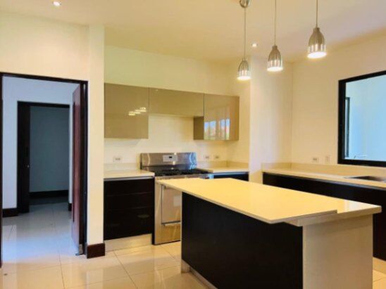 Alquiler de Casa en Pozos de Santa Ana. RAH 26-203 en Pozos, Santa Ana, San José — $4,600