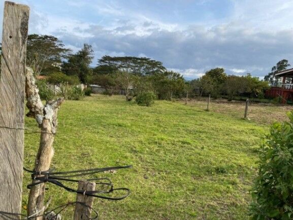 MLS-25-1201 LS VENTA LOTE SAN ISIDRO HEREDIA CONTACTENOS AL # 86127562 en San Isidro, Heredia — ₡ 75 000 000