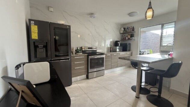 VENDO CASA INTELIGENTE EN CIUDAD COLÓN. in Colón, Mora, San José — ₡ 102 430 000
