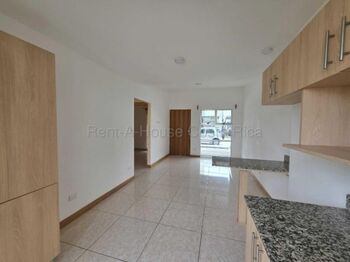 Alquiler de Casa en el Guarco Cartago 26-1556 in Tobosi, El Guarco, Cartago — $960 - Photo 5 of 10