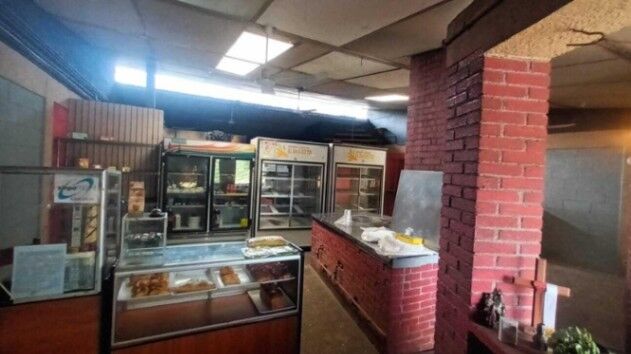 Venta de Local Comercial en Agua Caliente, Cartago. RAH 26-753 in Aguacaliente, Cartago — $250,000