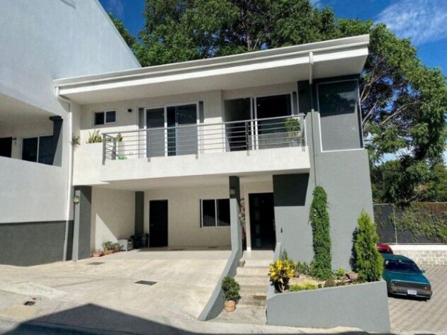 MLS-25-1653 LS VENTA CASA SANTA ANA SAN JOSE en Santa Ana, San José — $259,000