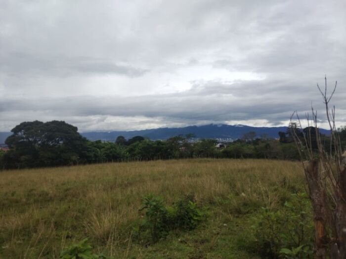 SOLO BUENO EN SAN ISIDRO DE HEREDIA.  en San Isidro, Heredia — ₡ 250 000 000
