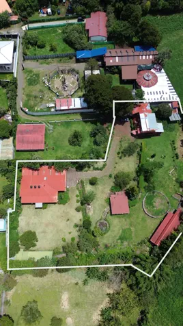 Gran Quinta de OPORTUNIDAD en Los Ángeles de San Rafael de Heredia en San Rafael, Escazú, San José — $900,000