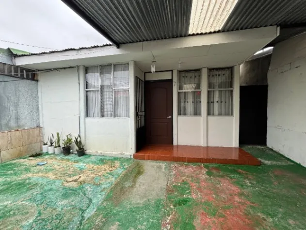 Se vende casa  in Dulce Nombre, Cartago — ₡ 42 000 000