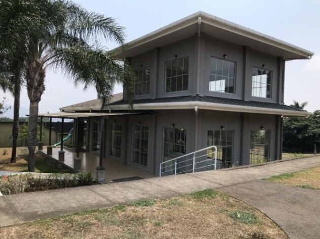 Venta de Amplia y Preciosa Casa en La Unión, Cartago / JB OFC Mls. 24-1625 en San Juan, La Unión, Cartago — $1,100,000